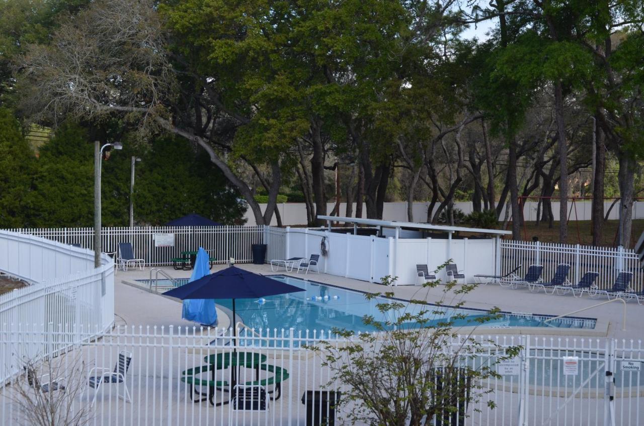 Spanish Main Rv Resort Thonotosassa Exterior photo